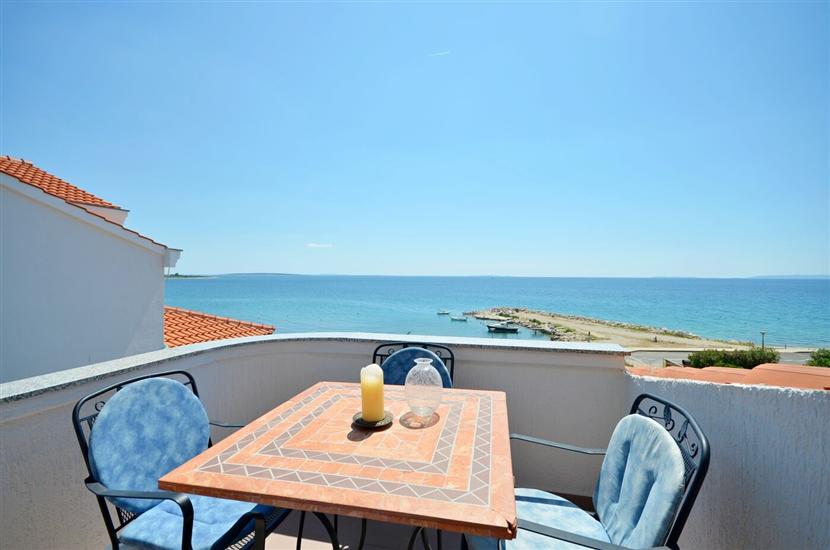 Apartment A5, for 4 persons