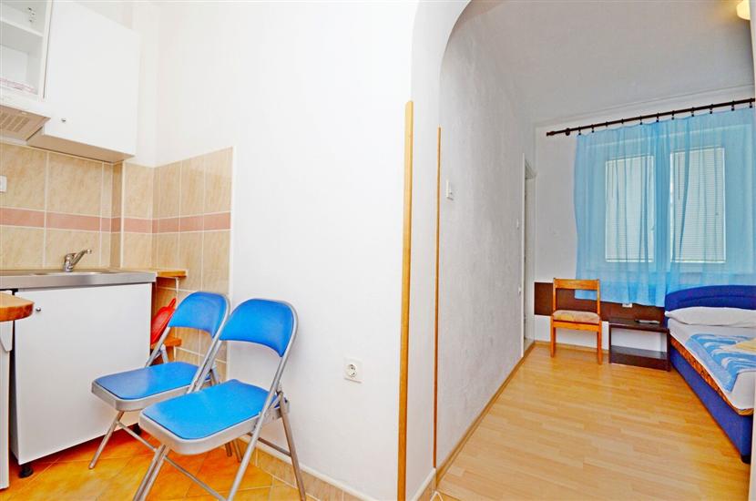 Apartment A8, for 2 persons