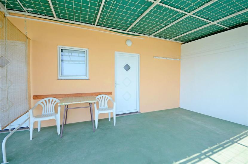 Apartment A9, for 2 persons