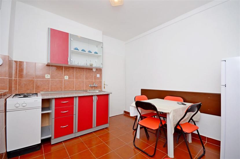 Apartment A4, for 3 persons