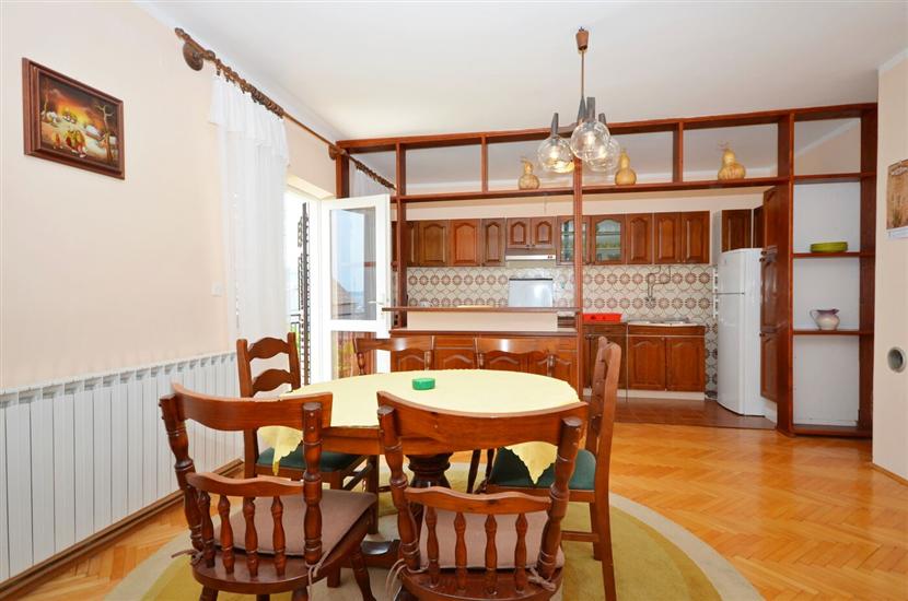 Apartment A1, for 6 persons