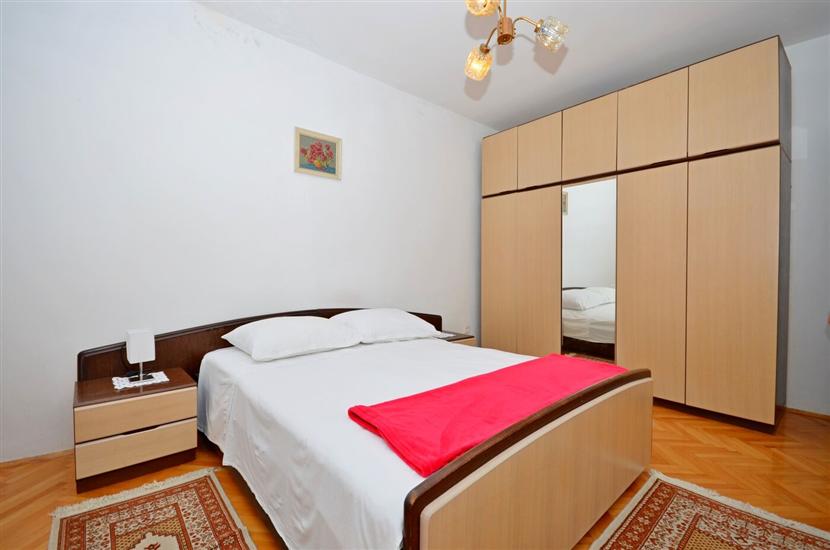Apartment A1, for 6 persons