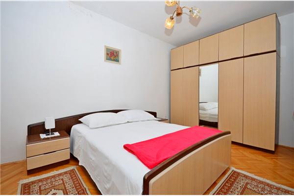 Apartment A1, for 6 persons