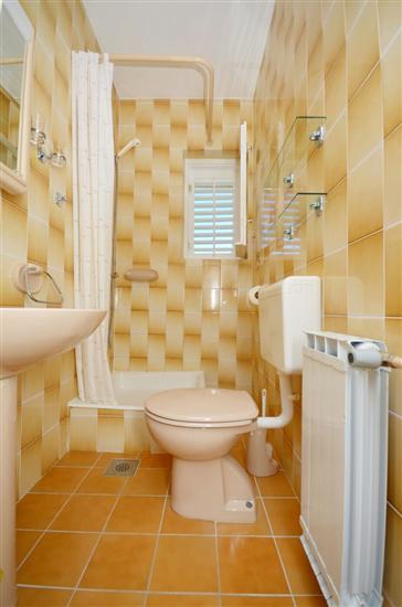 Room S1, for 2 persons