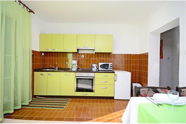 Apartment A1, for 5 persons