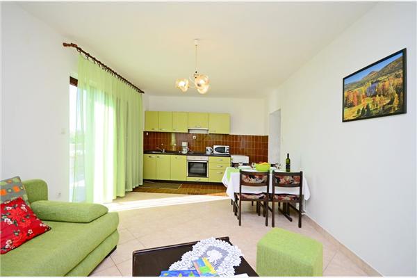 Apartment A1, for 5 persons