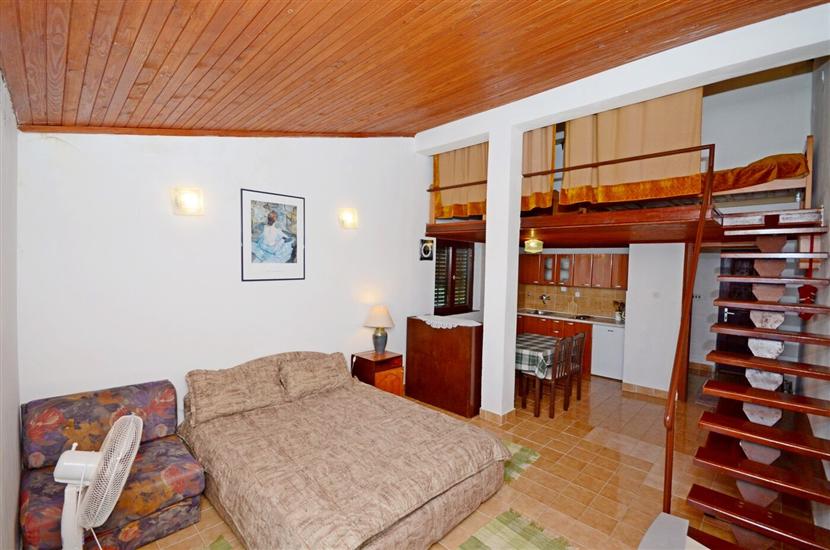 Apartment A2, for 4 persons