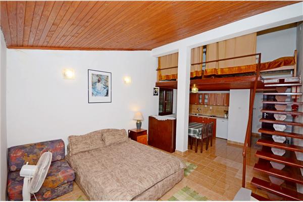 Apartment A2, for 4 persons