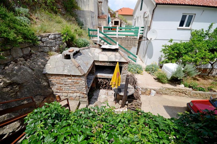 Apartments and Rooms Stjepan