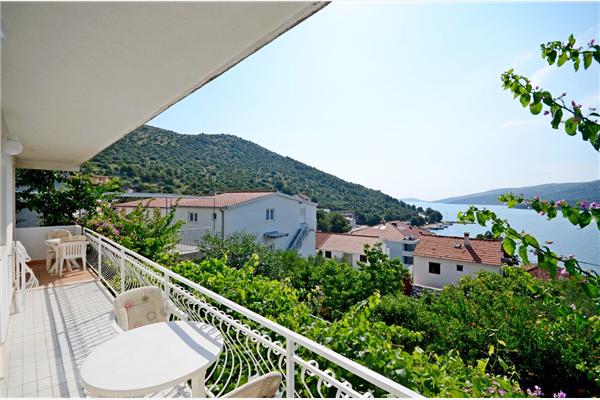 Apartment A4, for 4 persons