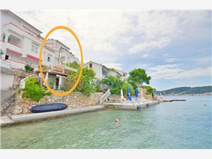 Beachfront accommodation Kvarners islands,BookVeraFrom 107 €