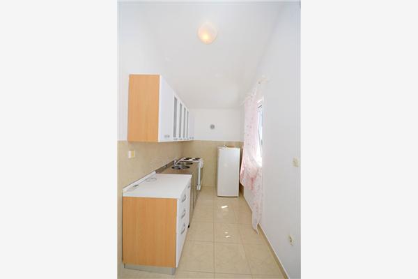 Apartment A2, for 5 persons