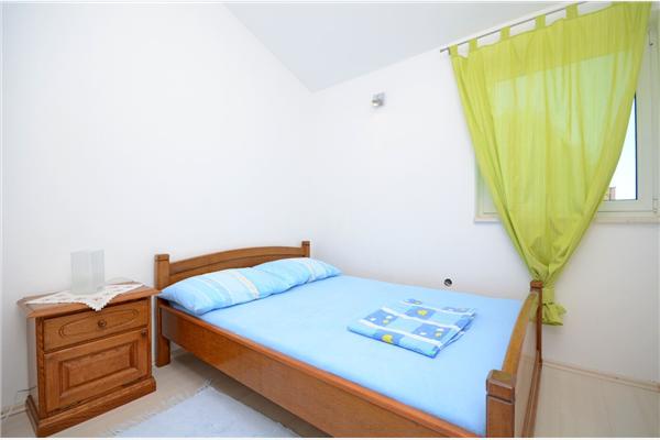 Apartment A2, for 5 persons