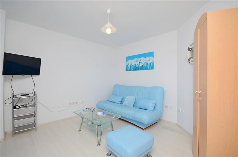 Apartment A1, for 5 persons