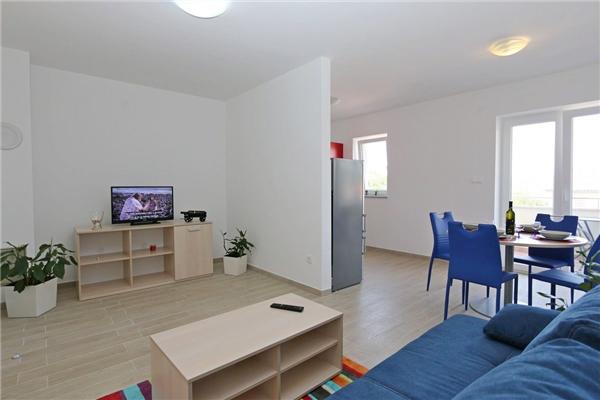 Apartment A1, for 5 persons