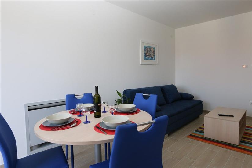 Apartment A1, for 5 persons
