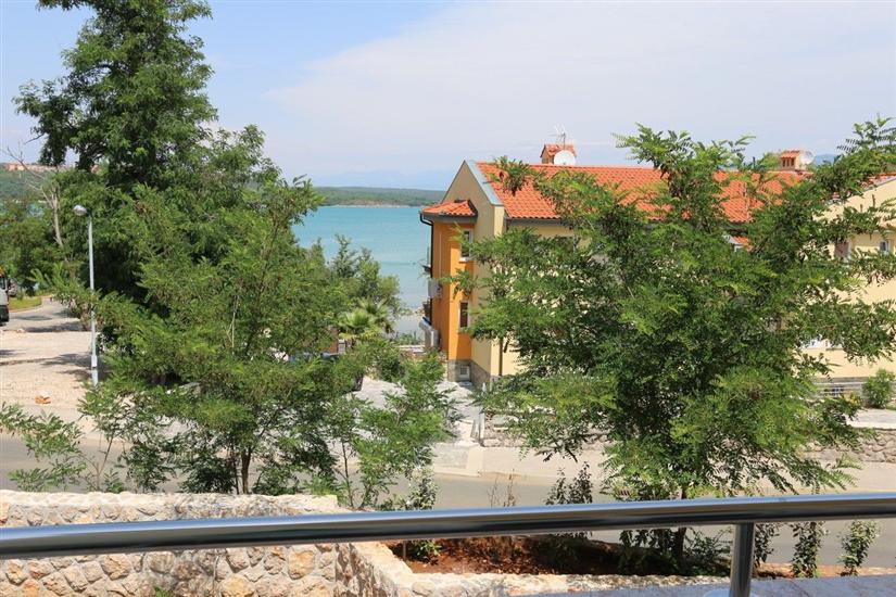 Apartment A2, for 5 persons