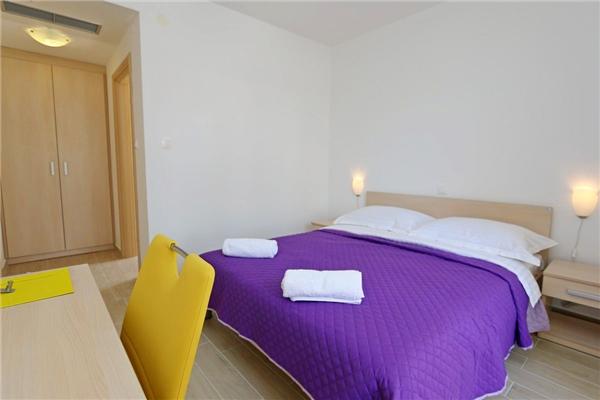 Apartment A2, for 5 persons