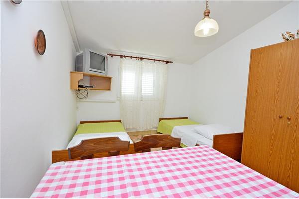 Apartment A1, for 4 persons