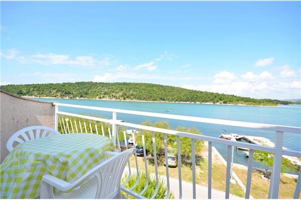 Apartment A2, for 4 persons