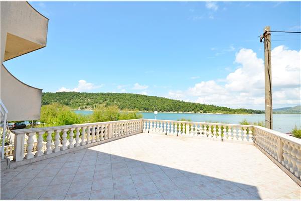 Apartment A4, for 4 persons