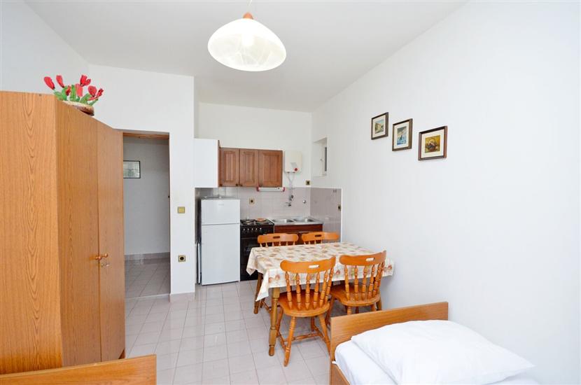 Apartment A4, for 4 persons