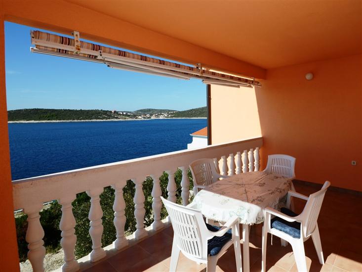 Apartment A1, for 3 persons