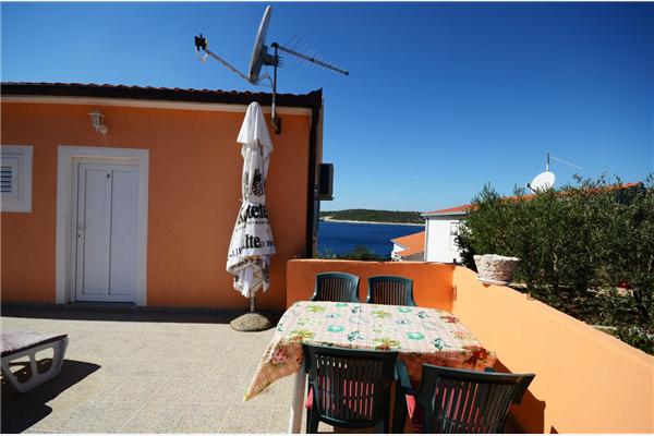 Apartment A2, for 4 persons