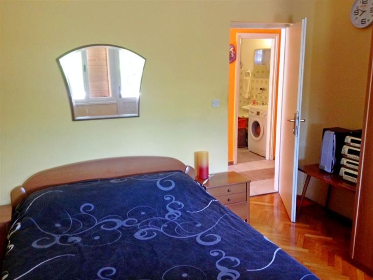 Apartment A1, for 6 persons