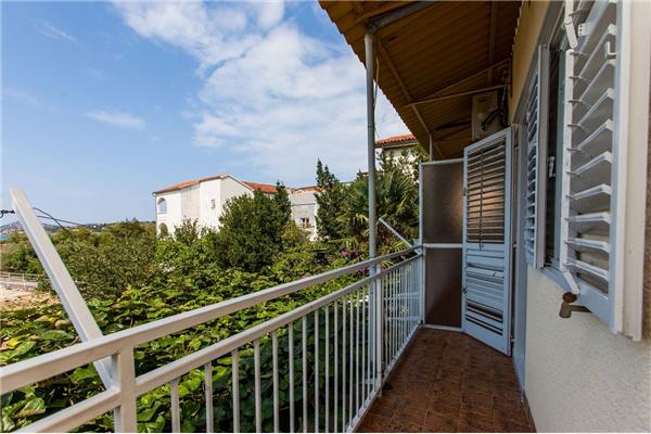 Apartment A2, for 6 persons