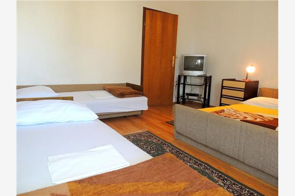 Apartment A2, for 4 persons