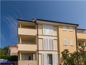 Apartments Josip Čižići - island Krk, Size 65.00 m2, Airline distance to the sea 50 m, Airline distance to town centre 100 m