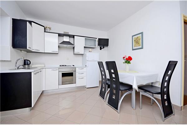 Apartment A6, for 4 persons