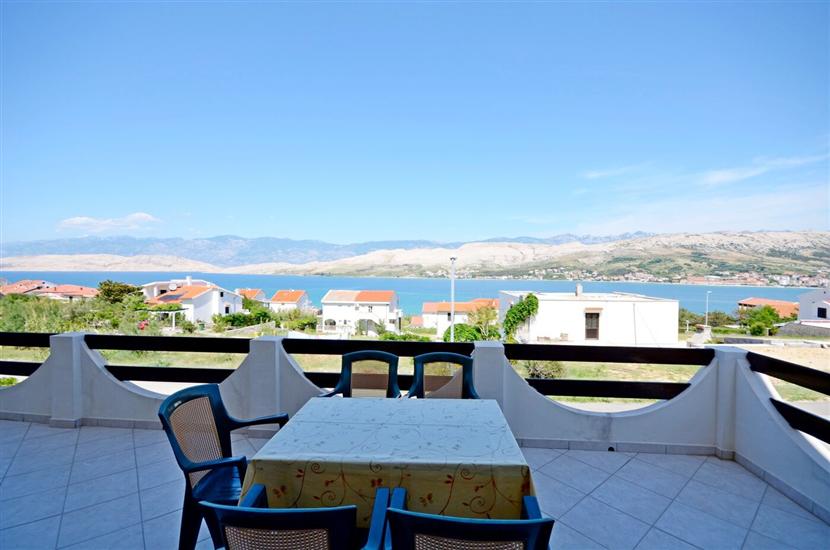 Apartment A6, for 4 persons