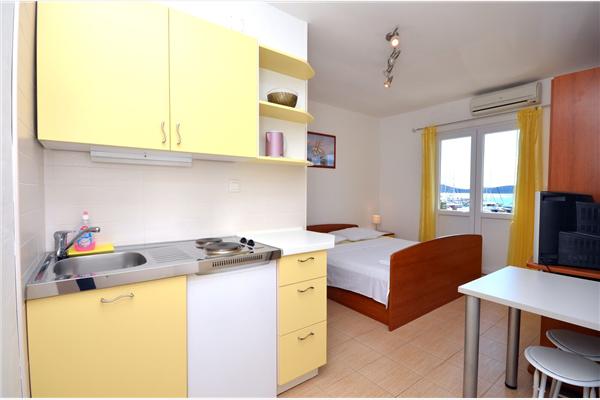 Apartment A4, for 2 persons