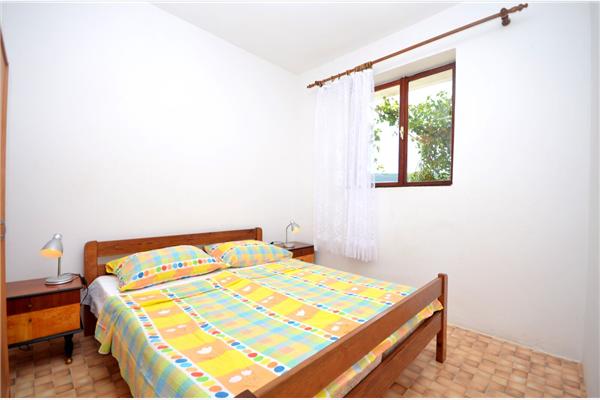 Apartment A1, for 5 persons