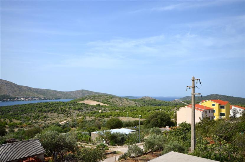 Apartment A3, for 6 persons