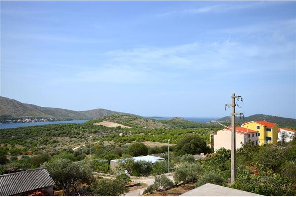 Apartment A3, for 6 persons