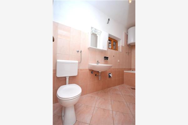 Apartment A3, for 6 persons