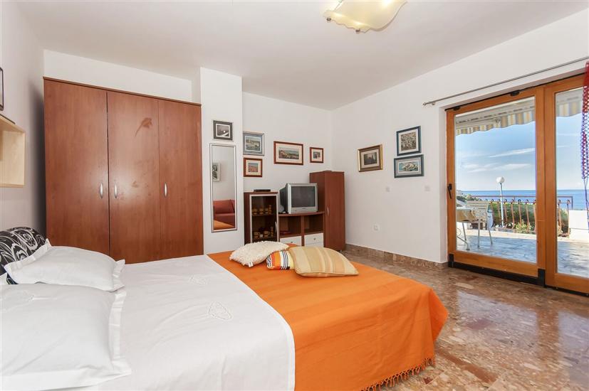 Lägenhet A1, för 4 personer