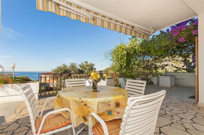 Apartment A1, for 4 persons