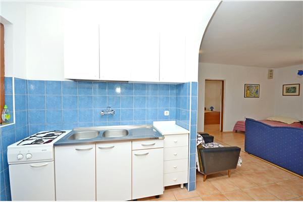 Apartment A2, for 5 persons