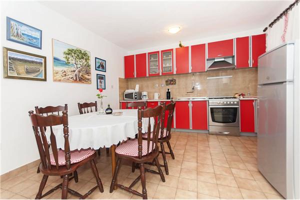 Apartment A1, for 5 persons