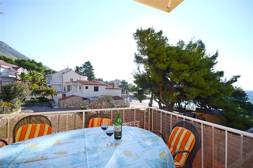 Apartment A4, for 5 persons