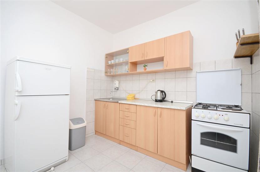 Apartment A4, for 5 persons