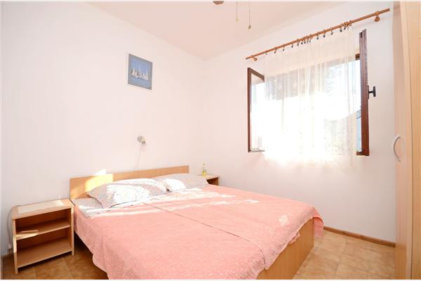 Apartment A4, for 5 persons