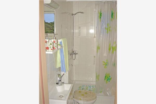 Apartment A2, for 6 persons