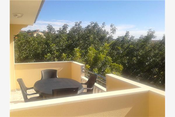 Apartment A2, for 6 persons