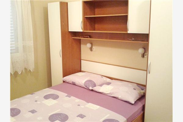 Apartment A2, for 6 persons
