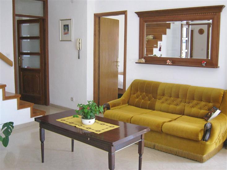 Apartment A1, for 6 persons